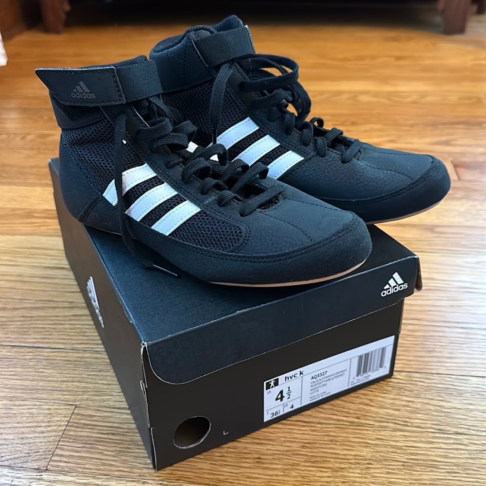 Kid’s Adidas wrestling shoes AQ3327; Size Youth 4.5; new in box;